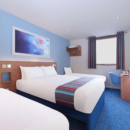 Travelodge Harlow Exterior foto