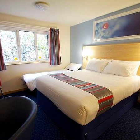 Travelodge Harlow Exterior foto
