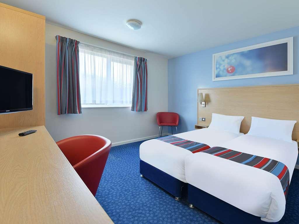 Travelodge Harlow Quarto foto