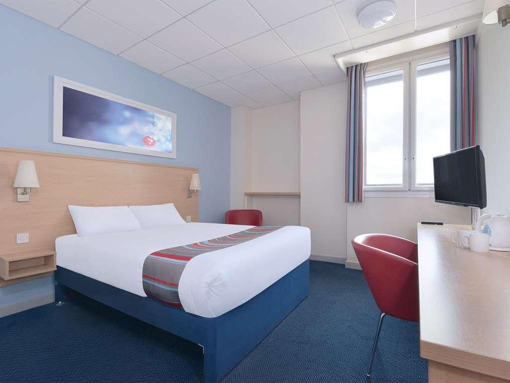 Travelodge Harlow Quarto foto